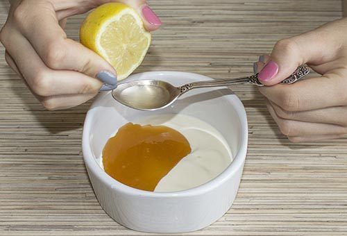 mascarilla-de-miel-y-limon